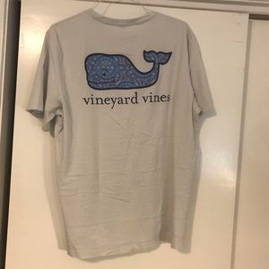 Vineyard Vines light blue large t shirt